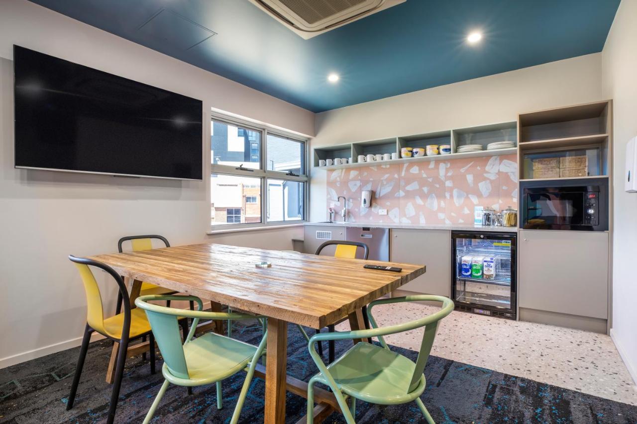 Royal Hotel By Nightcap Social Melbourne Exterior photo